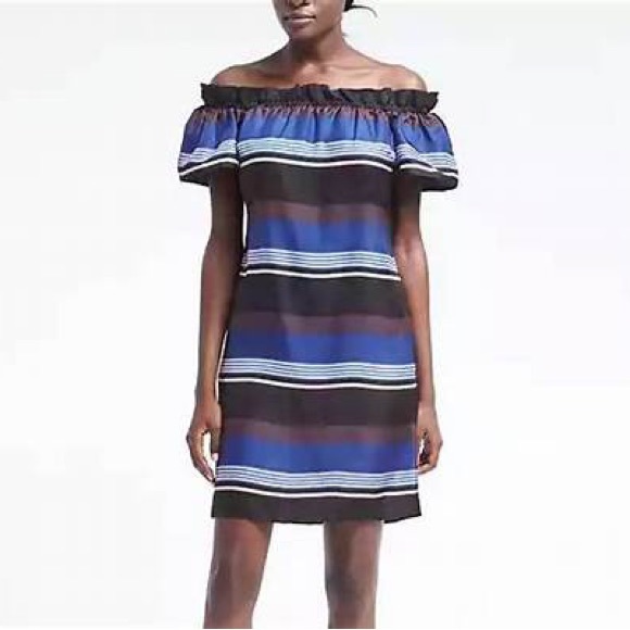 Banana Republic Women’s Silk Off the Shoulder Dress - Picture 9 of 9